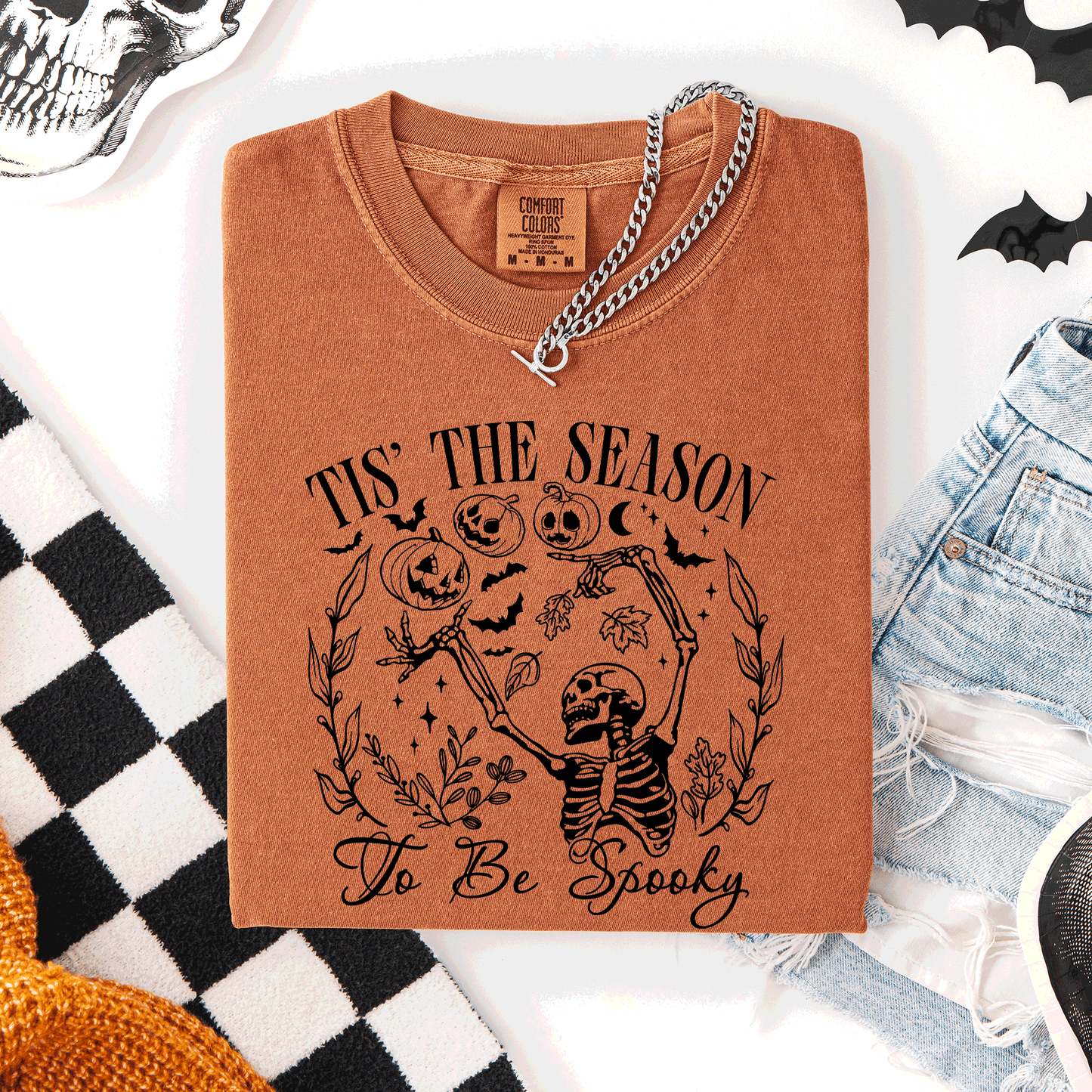 Tis The Season To Be Spooky, Retro, Classic, Halloween, Skeleton, Comfort Colors T-Shirt