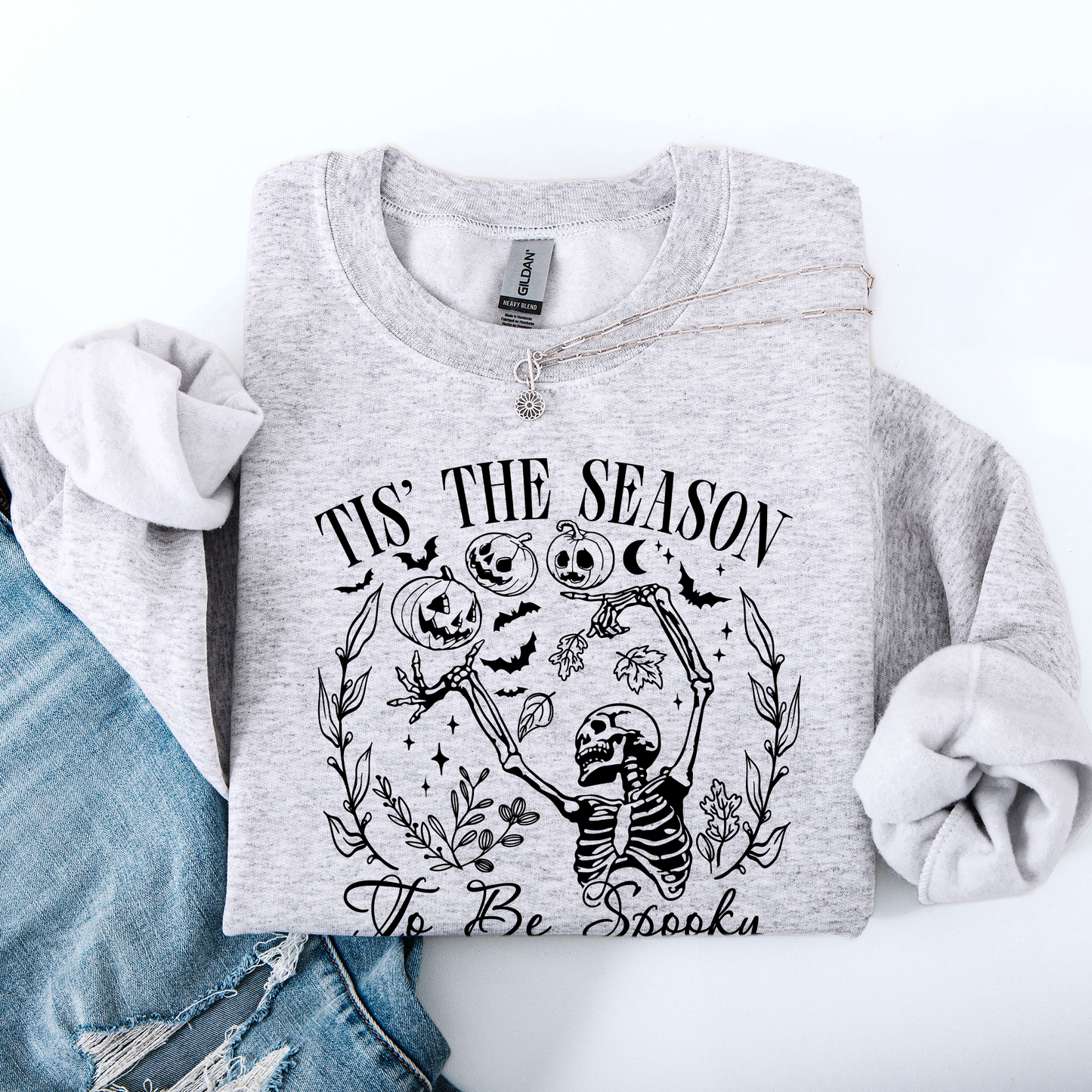 Tis The Season To Be Spooky, Retro, Classic, Halloween, Skeleton Sweatshirt