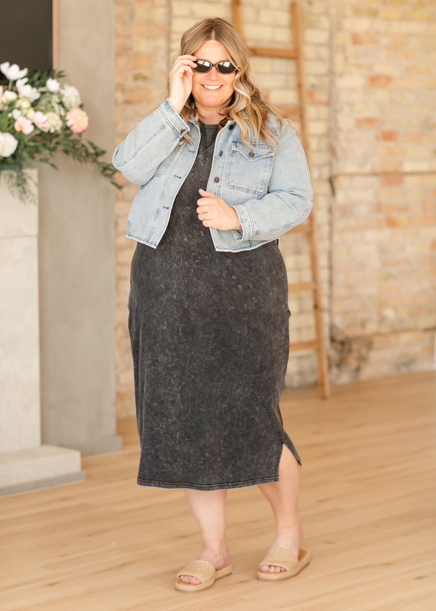 Alex Sleeveless Midi Dress