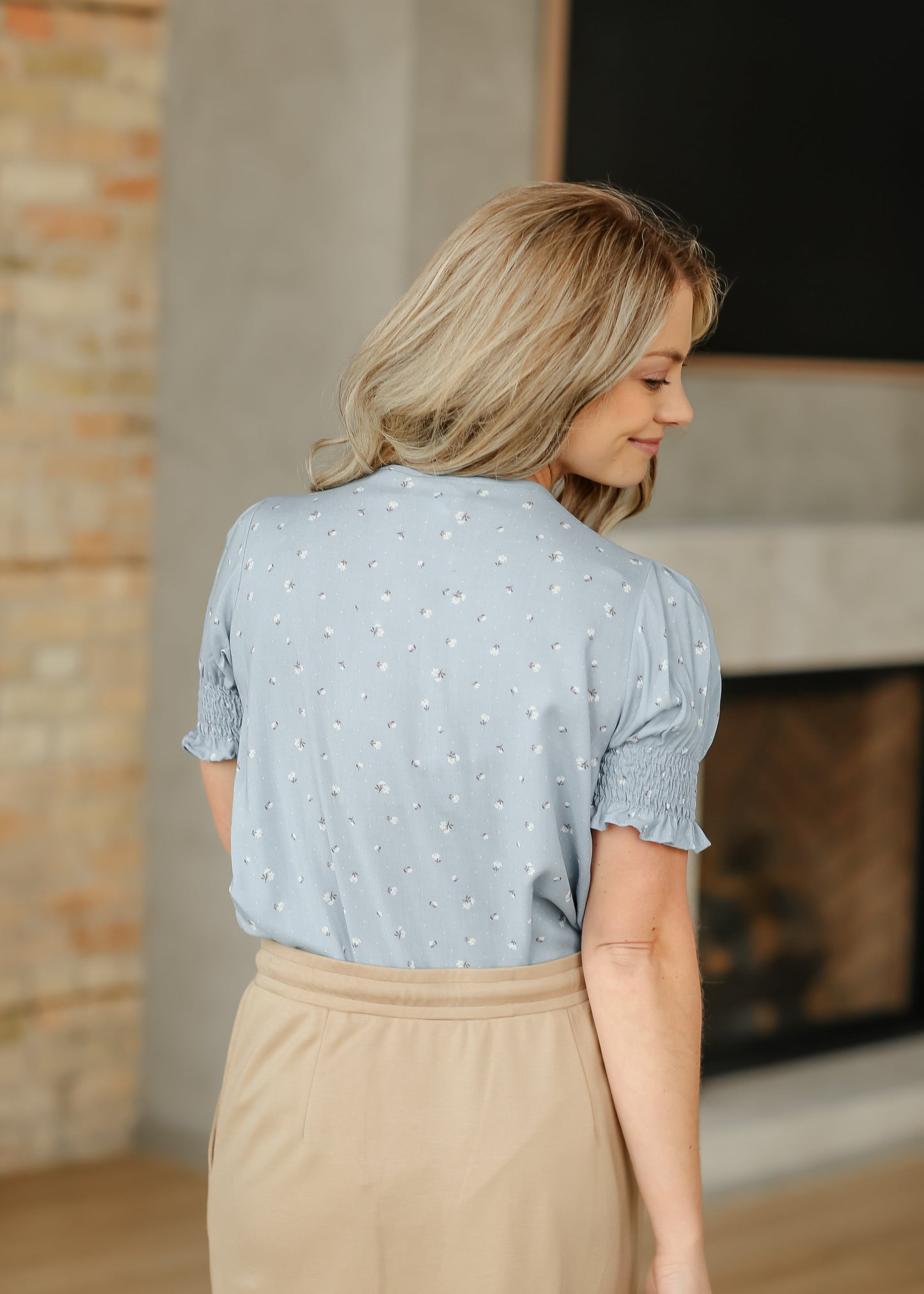 Alisa Short Ruffle Sleeve Top