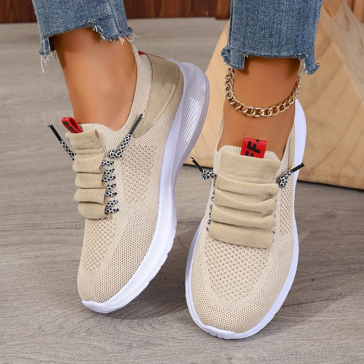 Non-Slip Round-Toe Casual Sneakers Lightweight Flat-Heel Shoes for Women