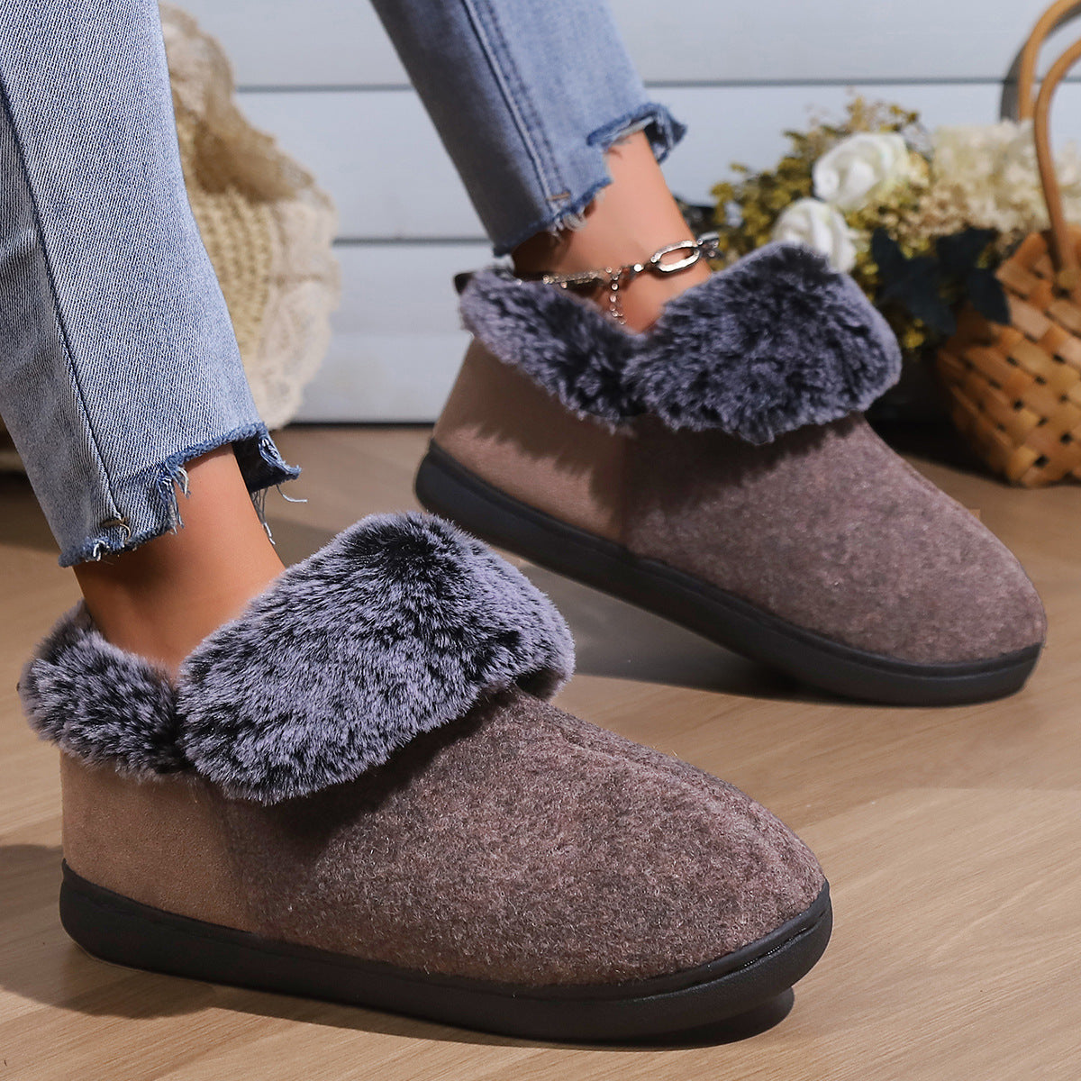 Women’s Felt-Fur Collar Cozy Indoor Winter Shoes Stepique