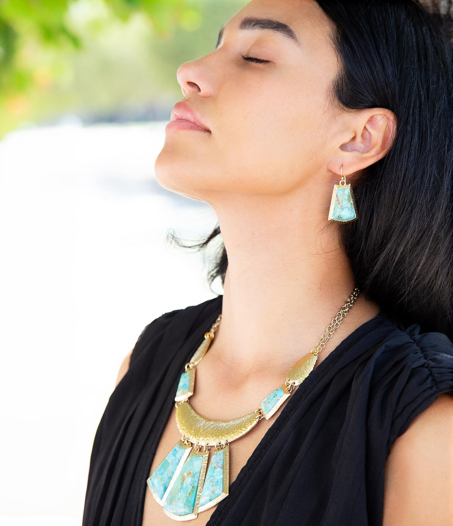 Blue Turquoise Jeweled Golden Statement Necklace