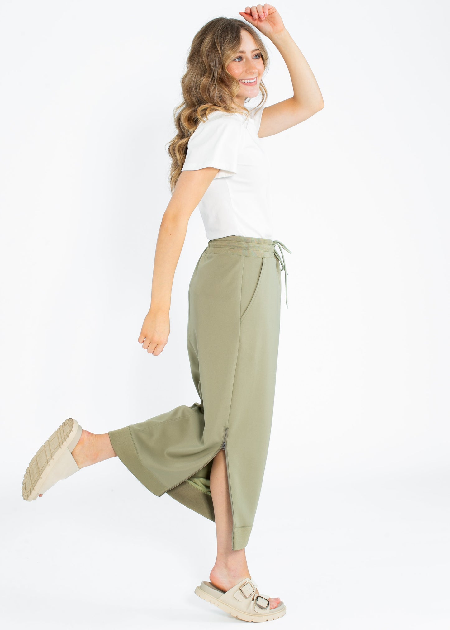 Bradi Side Zipper Athletic Midi Skirt Spring Green Inherit Co.