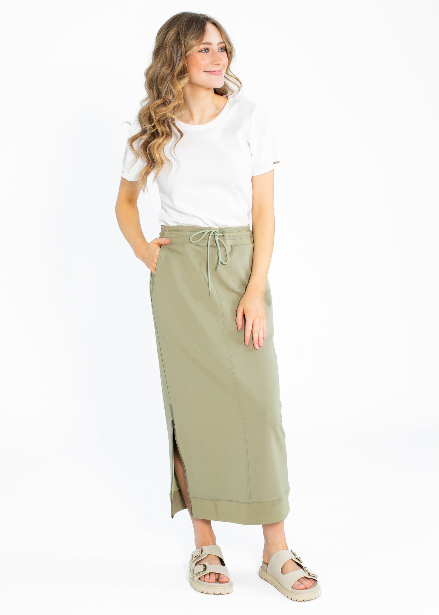 Bradi Side Zipper Athletic Midi Skirt Spring Green Inherit Co.