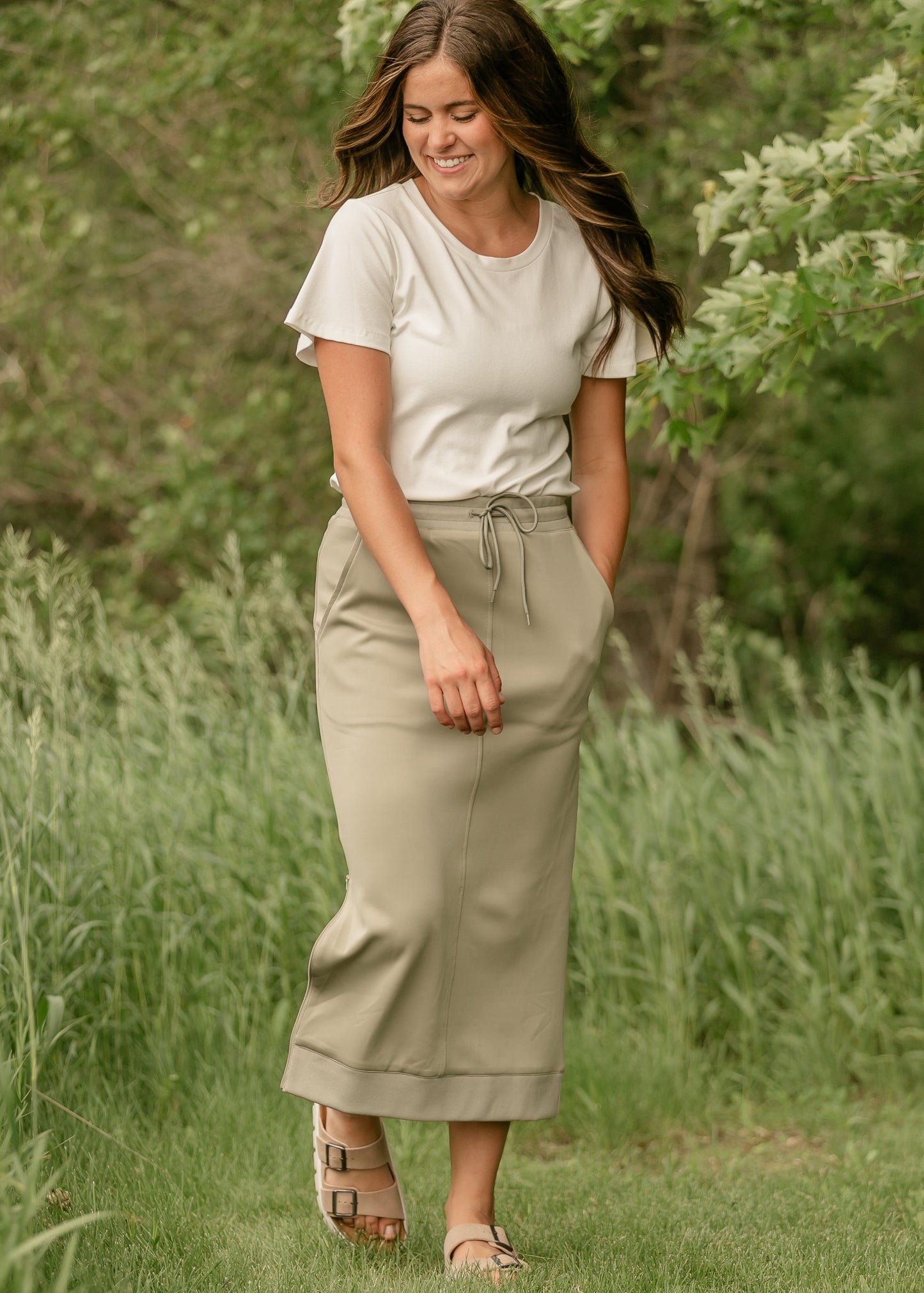 Bradi Side Zipper Athletic Midi Skirt Spring Green Inherit Co.
