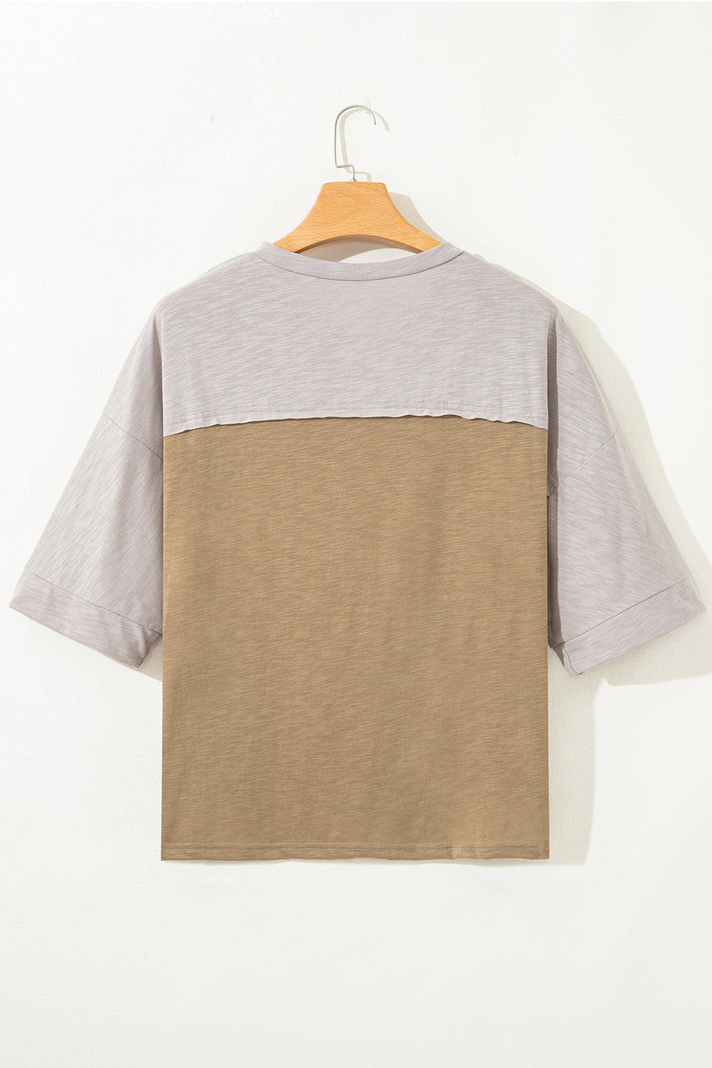 Green Flower Patched Exposed Seam 3/4 Sleeve Top
