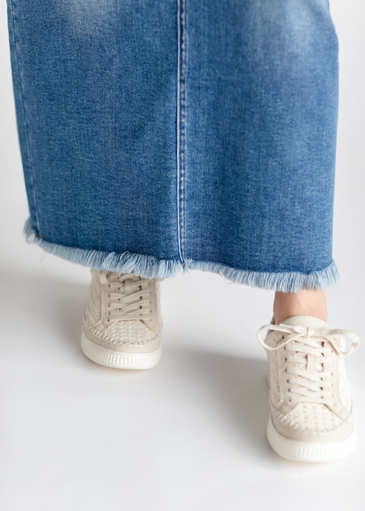 Raw Hem Long Denim Skirt Medium Wash Maxi Dakotah