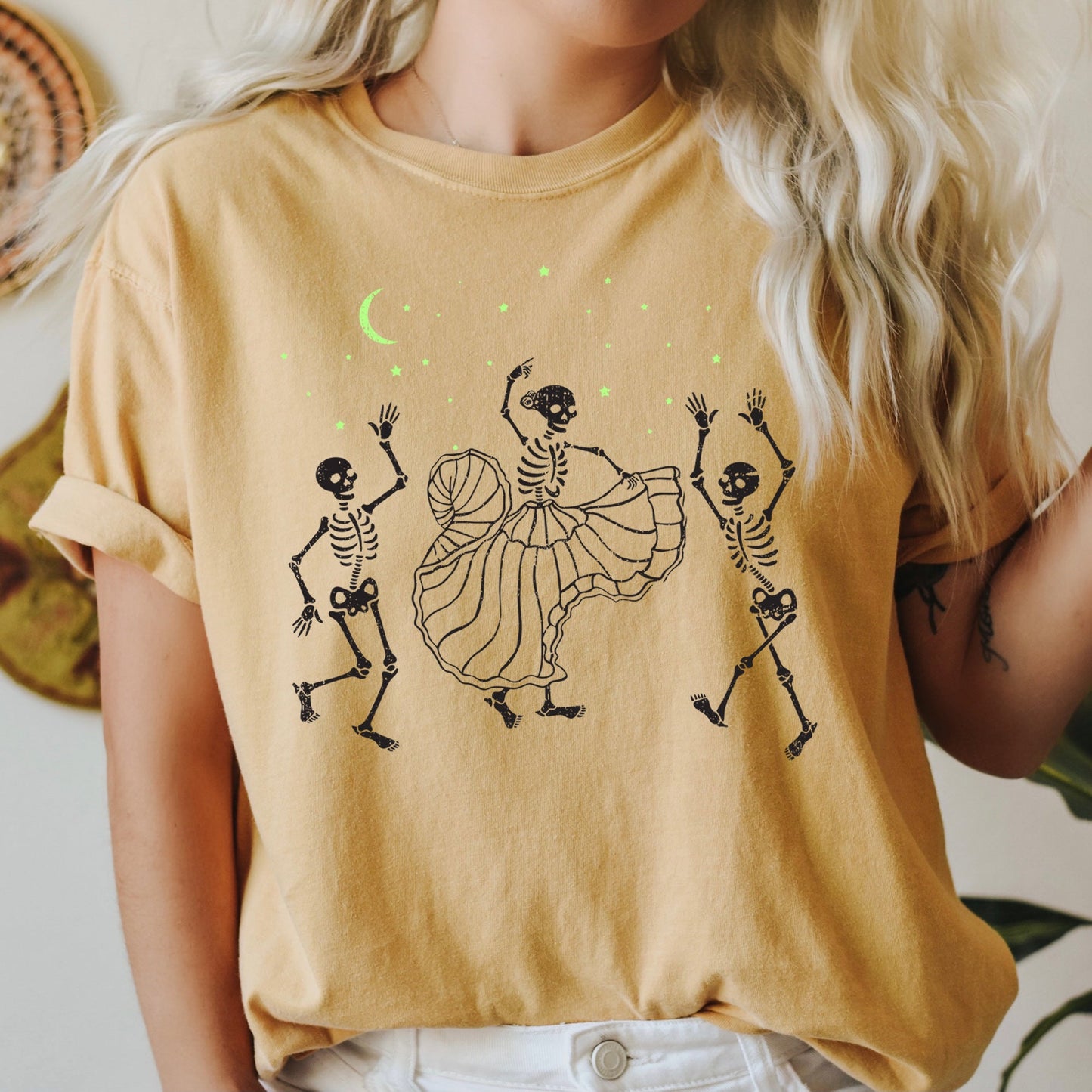 Dancing Skeletons At Night Retro Halloween Comfort Colors Tshirt