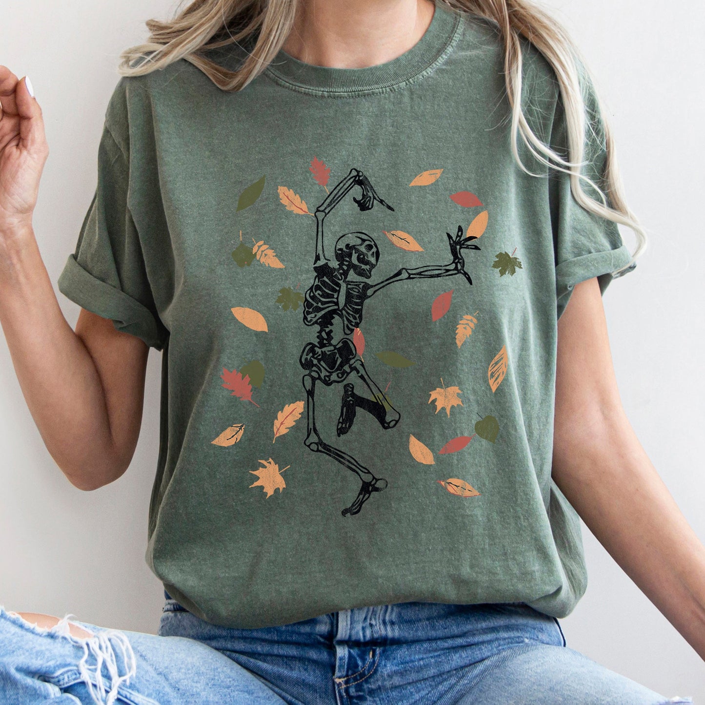 Dancing Skeleton And Leaves Retro Halloween Comfort Colors Tshirt