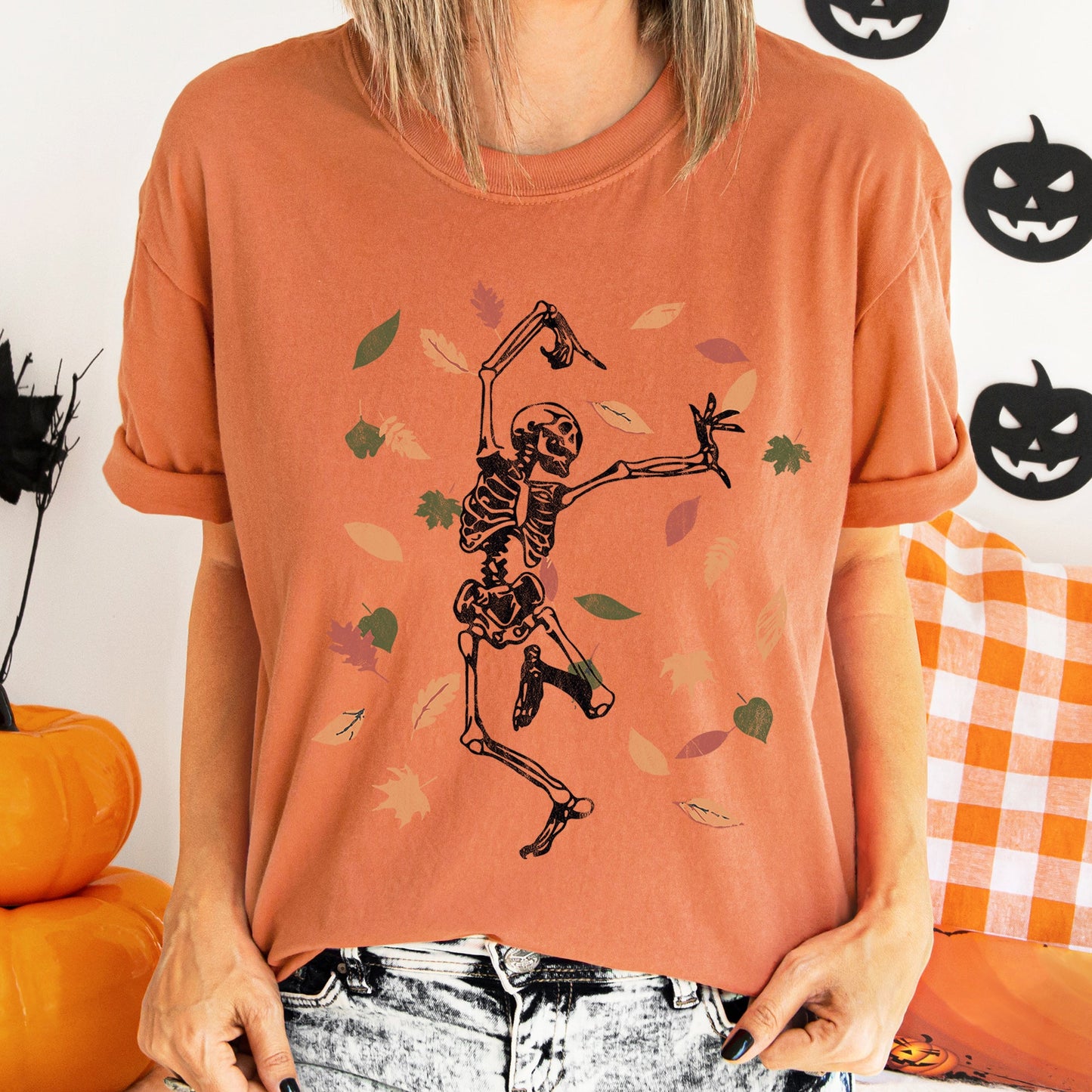 Dancing Skeleton And Leaves Retro Halloween Comfort Colors Tshirt