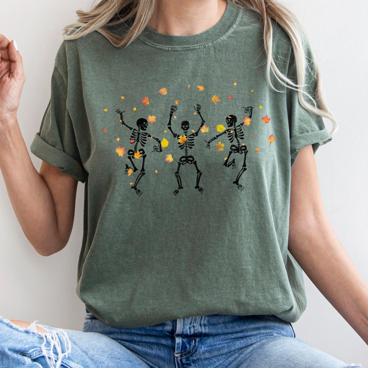 Dancing Skeletons And Leaves Retro Halloween Comfort Colors T-shirt
