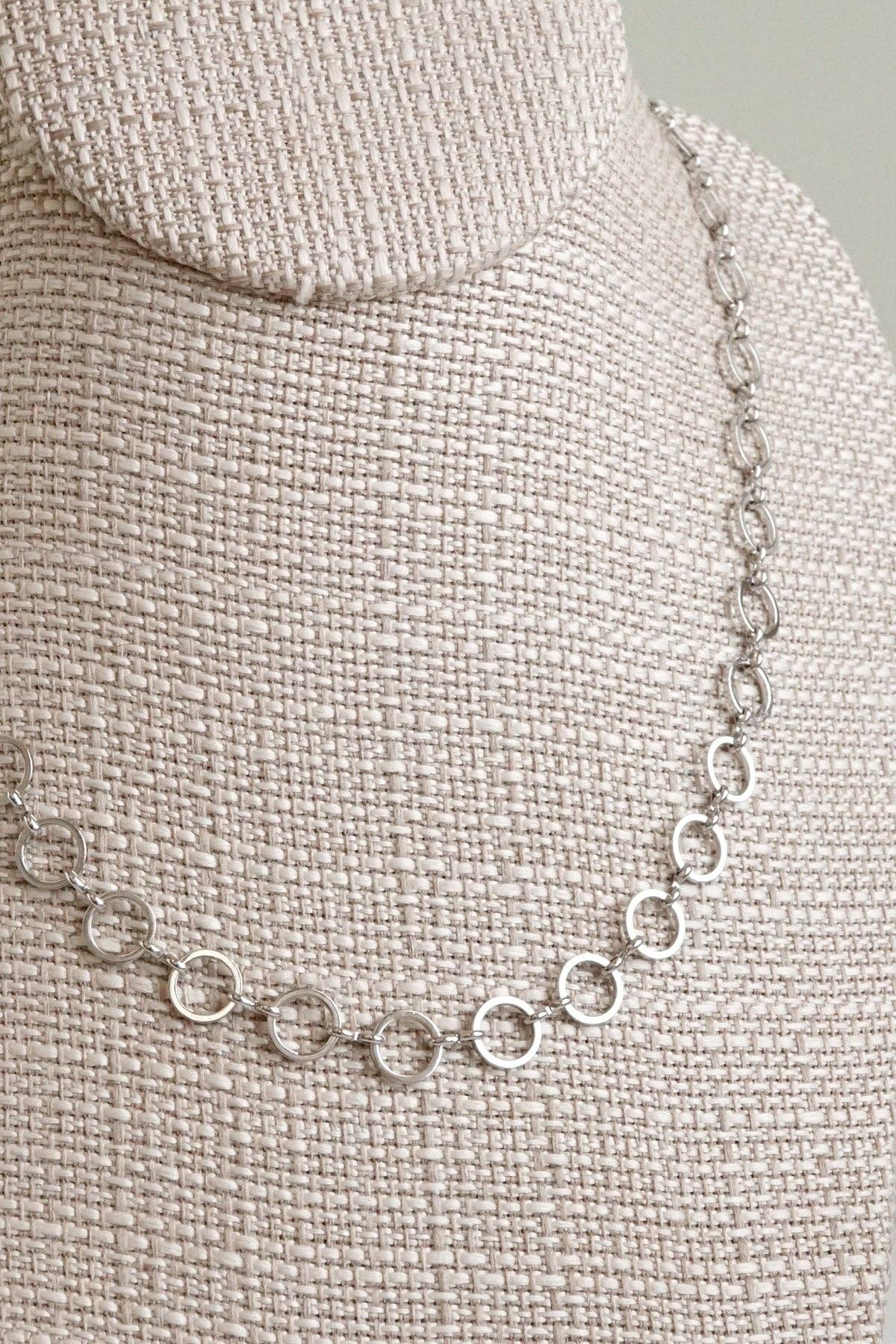 Circle Hoops Chain Link Dainty Necklace Gold Silver