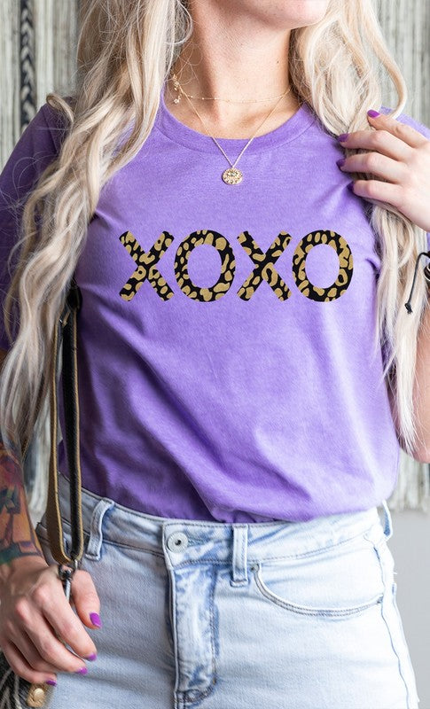 Metallic Gold Leopard Print XOXO PLUS Graphic Tee