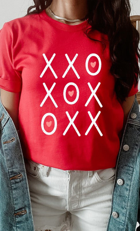 XOXO Heart Tic Tac Toe Valentines PLUS Graphic Tee