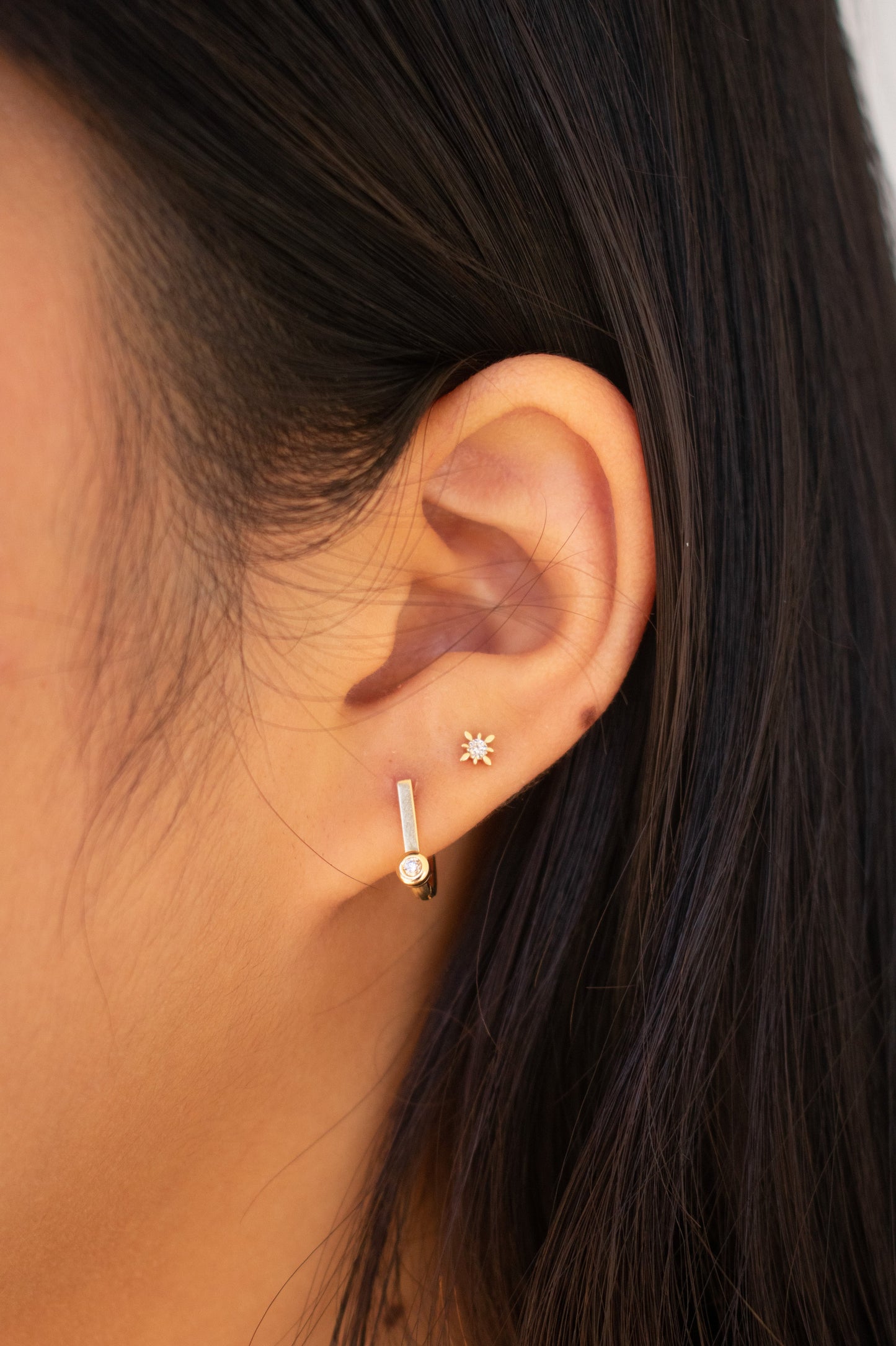 14k Yellow Gold Compass Star Champagne Diamond Studs