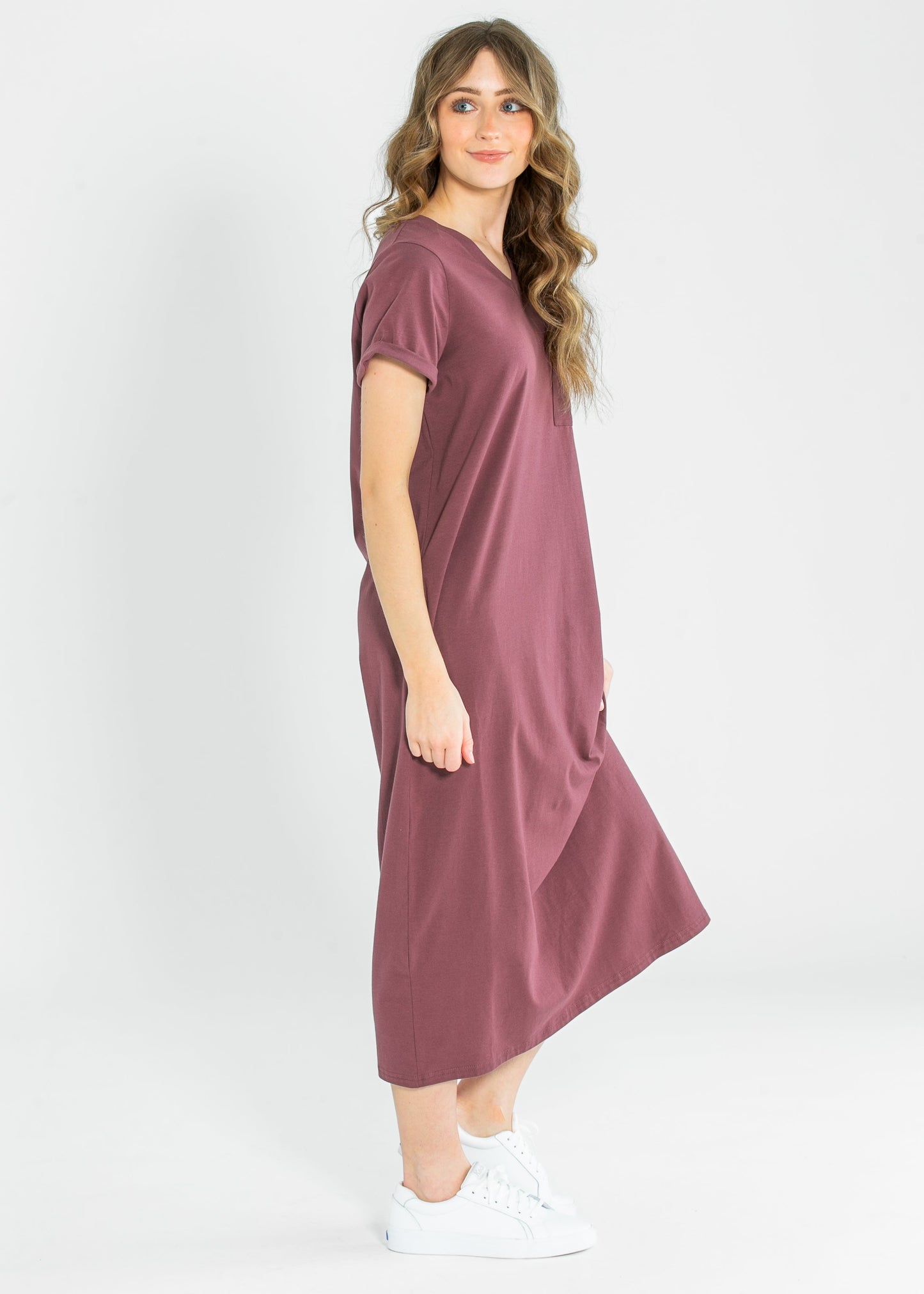 Finley V-neck Berry Midi T-shirt Dress Inherit Co.
