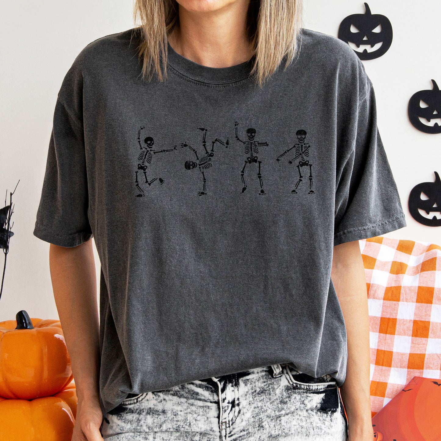 Flossing Skeletons Retro Halloween Comfort Colors T-shirt