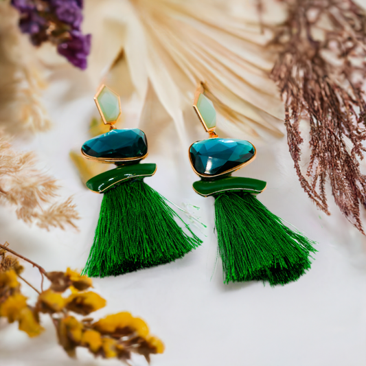 Emerald Sparkle Crystal Drop Earrings for Women Le Reussi