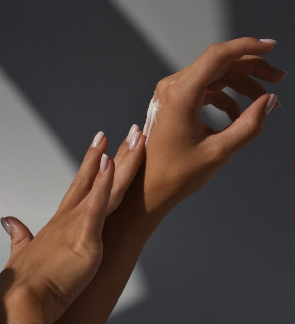 Nourishing Fast-Absorbing Hand Cream Infusion of Softness