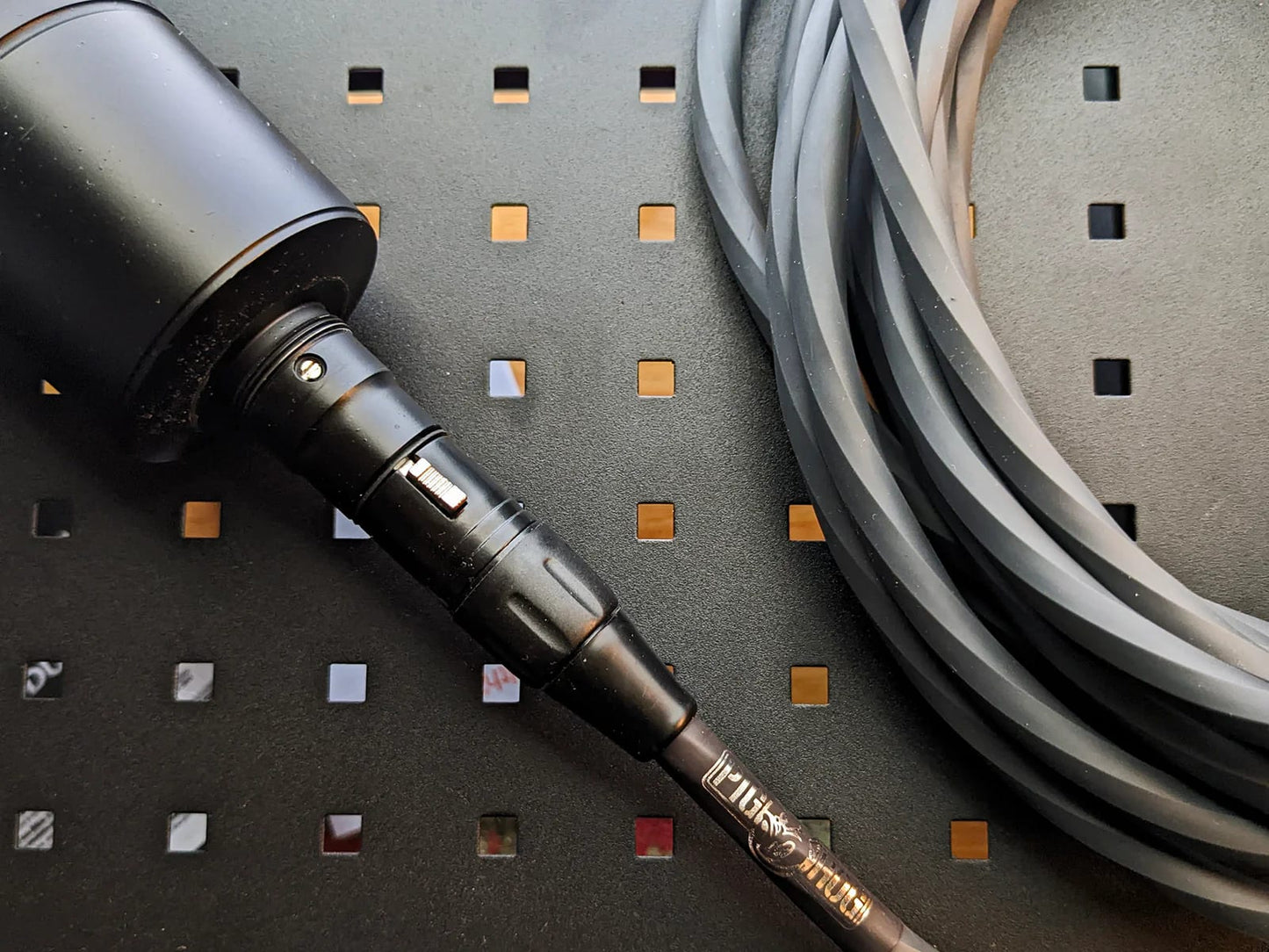 Pig Hog Hex Series 25ft Grey Mic Cable PHMH25GR