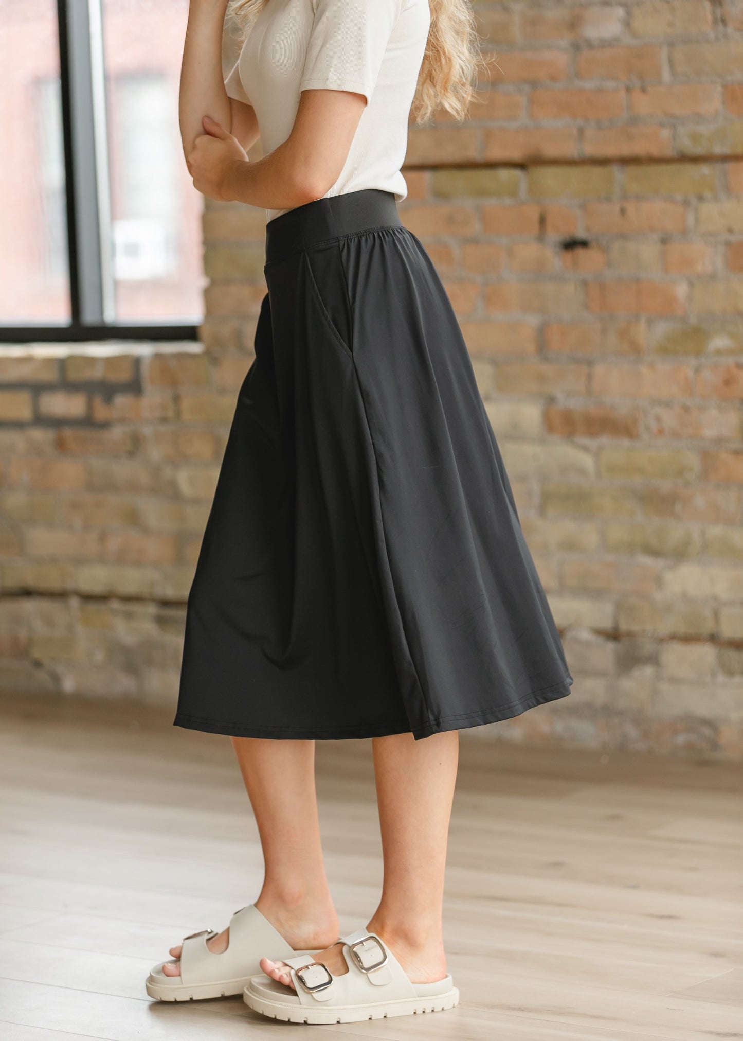 Jo Lightweight Active A-Line Midi Skirt