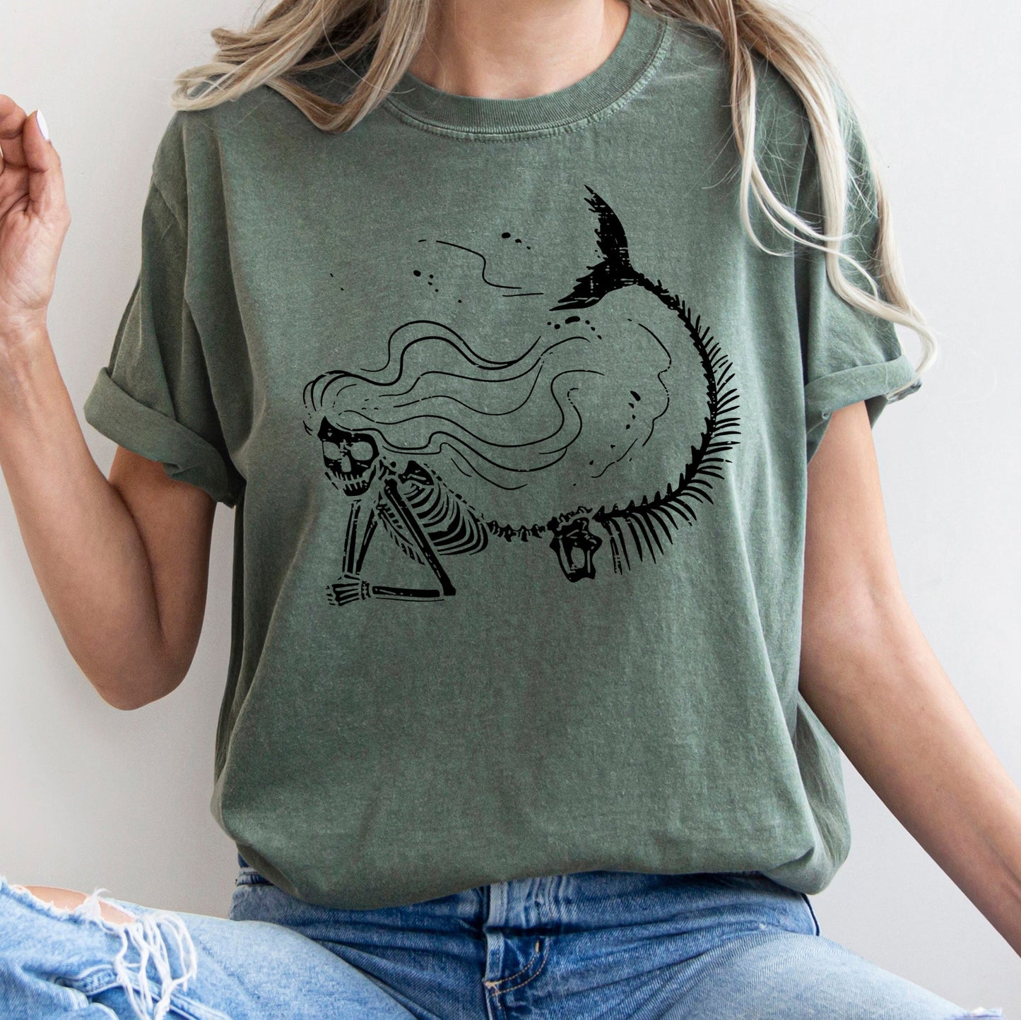 Mermaid Skeleton Retro Halloween Comfort Colors Tshirt