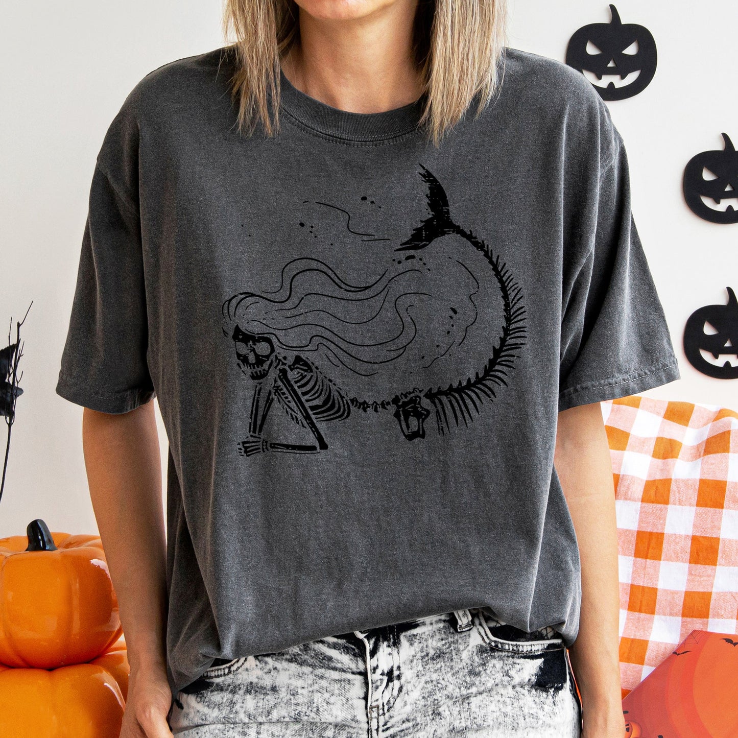 Mermaid Skeleton Retro Halloween Comfort Colors Tshirt