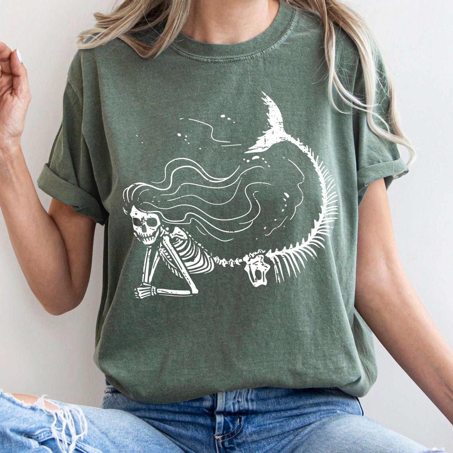 Mermaid Skeleton Retro Halloween Comfort Colors Tshirt