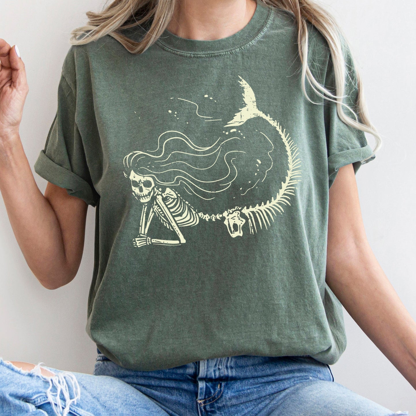 Mermaid Skeleton Retro Halloween Comfort Colors Tshirt
