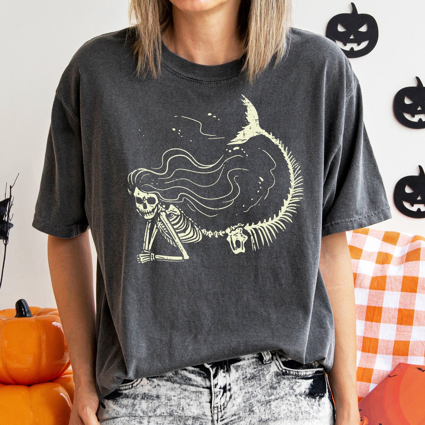 Mermaid Skeleton Retro Halloween Comfort Colors Tshirt