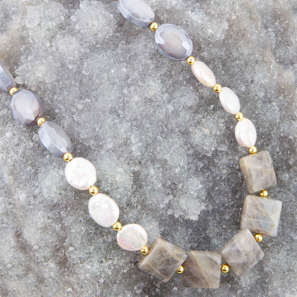 Noche Pearl and Labradorite Necklace