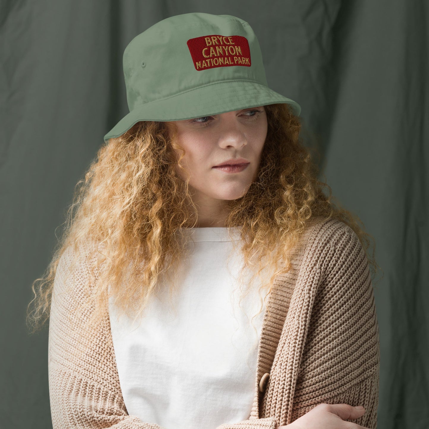 Organic Cotton Embroidered Bucket Hat Bryce Canyon National Park Sign
