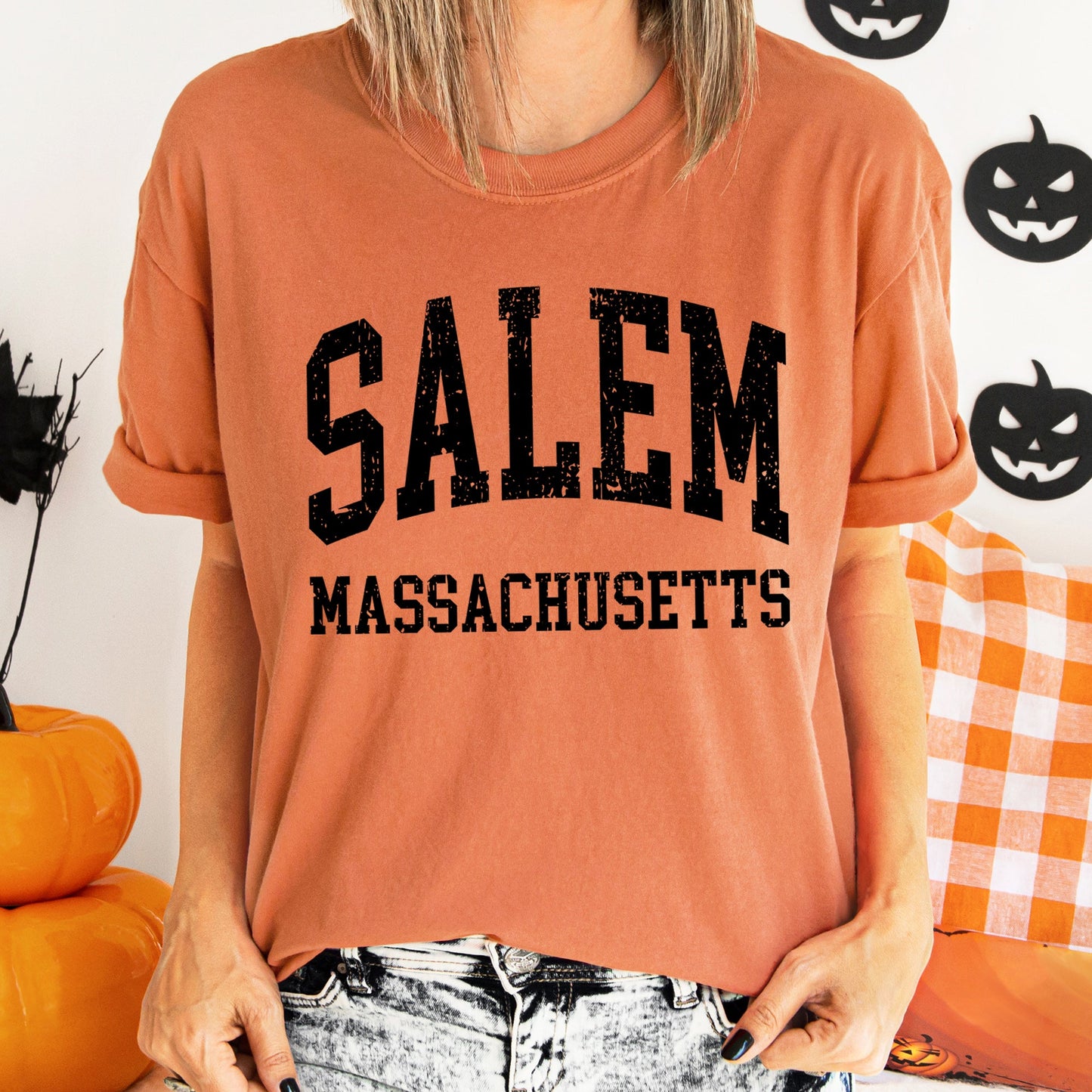 Salem Massachusetts Retro Halloween Comfort Colors Tshirt