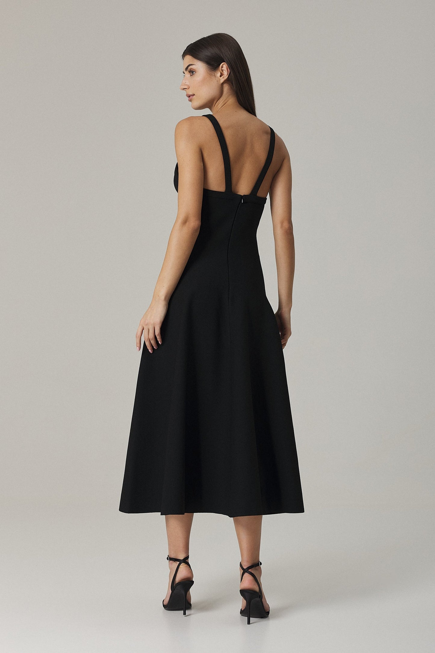 SASHA CIRCULAR KNIT DRESS IN BLACK