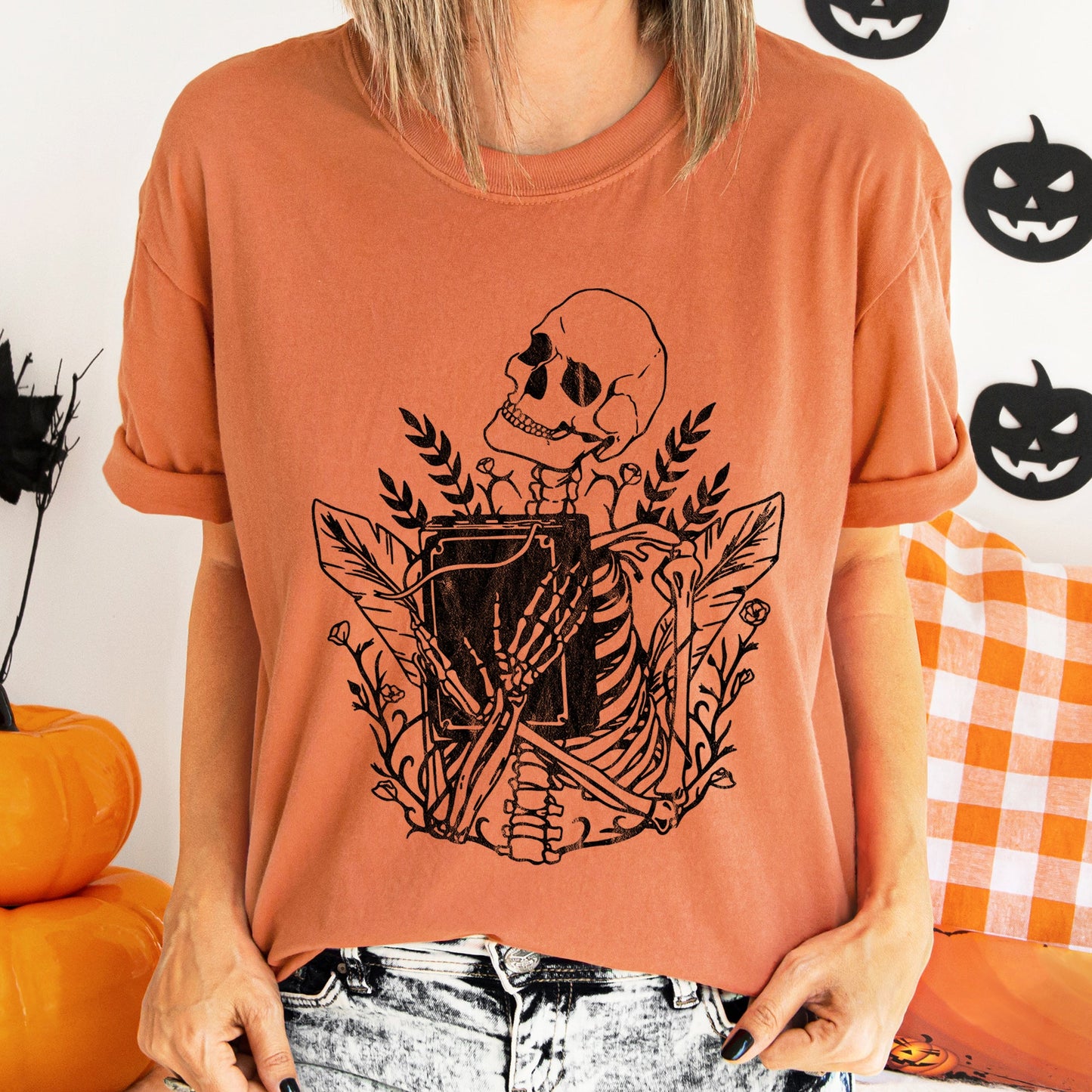 Skeleton And The Book Retro Halloween Comfort Colors Tshirt