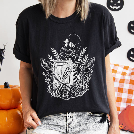 Skeleton And The Book Retro Halloween Comfort Colors Tshirt