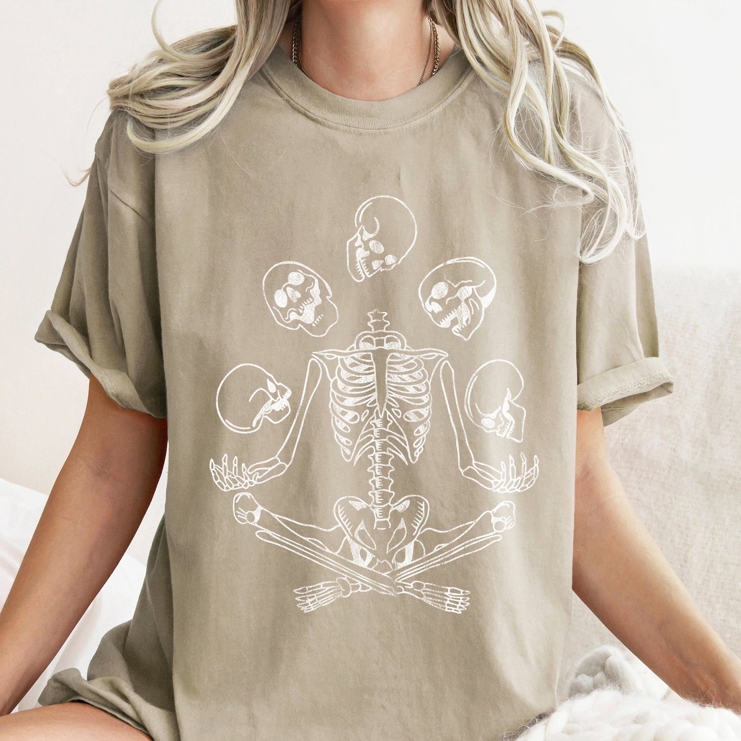 Skeleton Juggling Retro Halloween Comfort Colors Tshirt