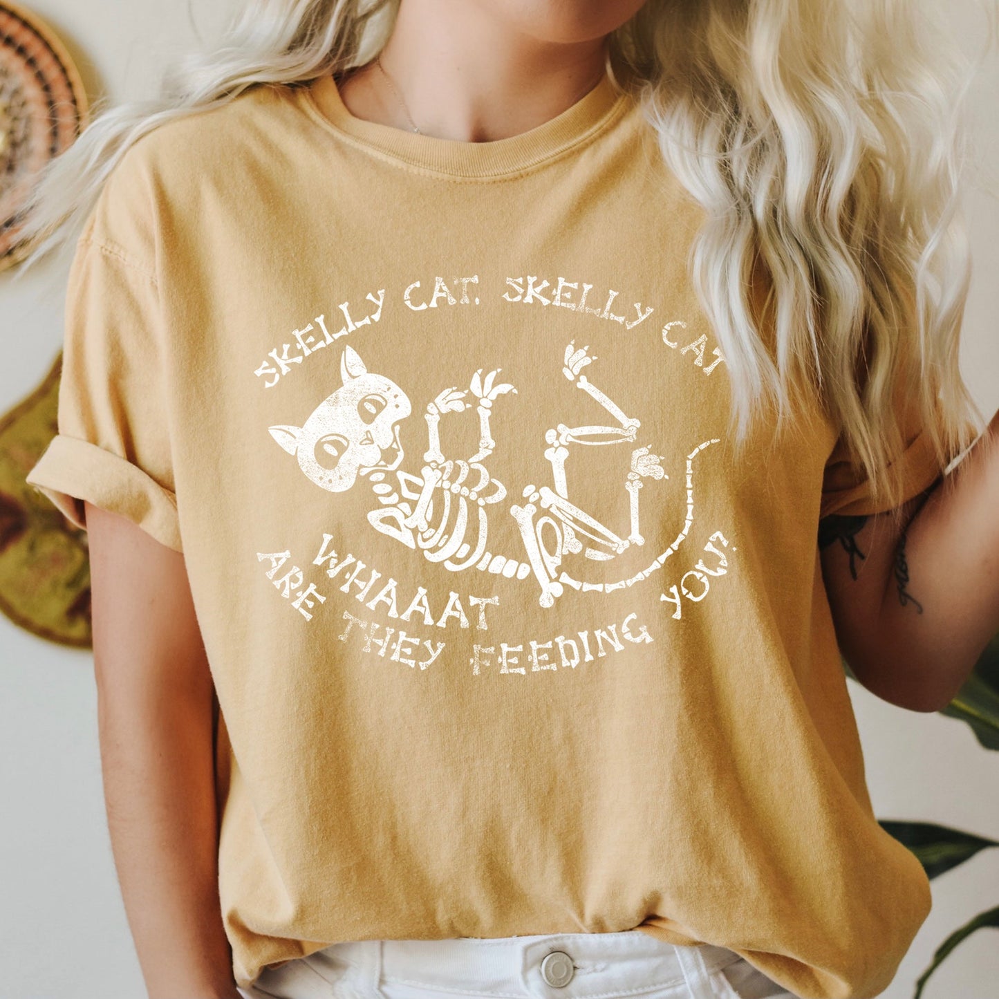 Skelly Cat Retro Halloween Comfort Colors Tshirt