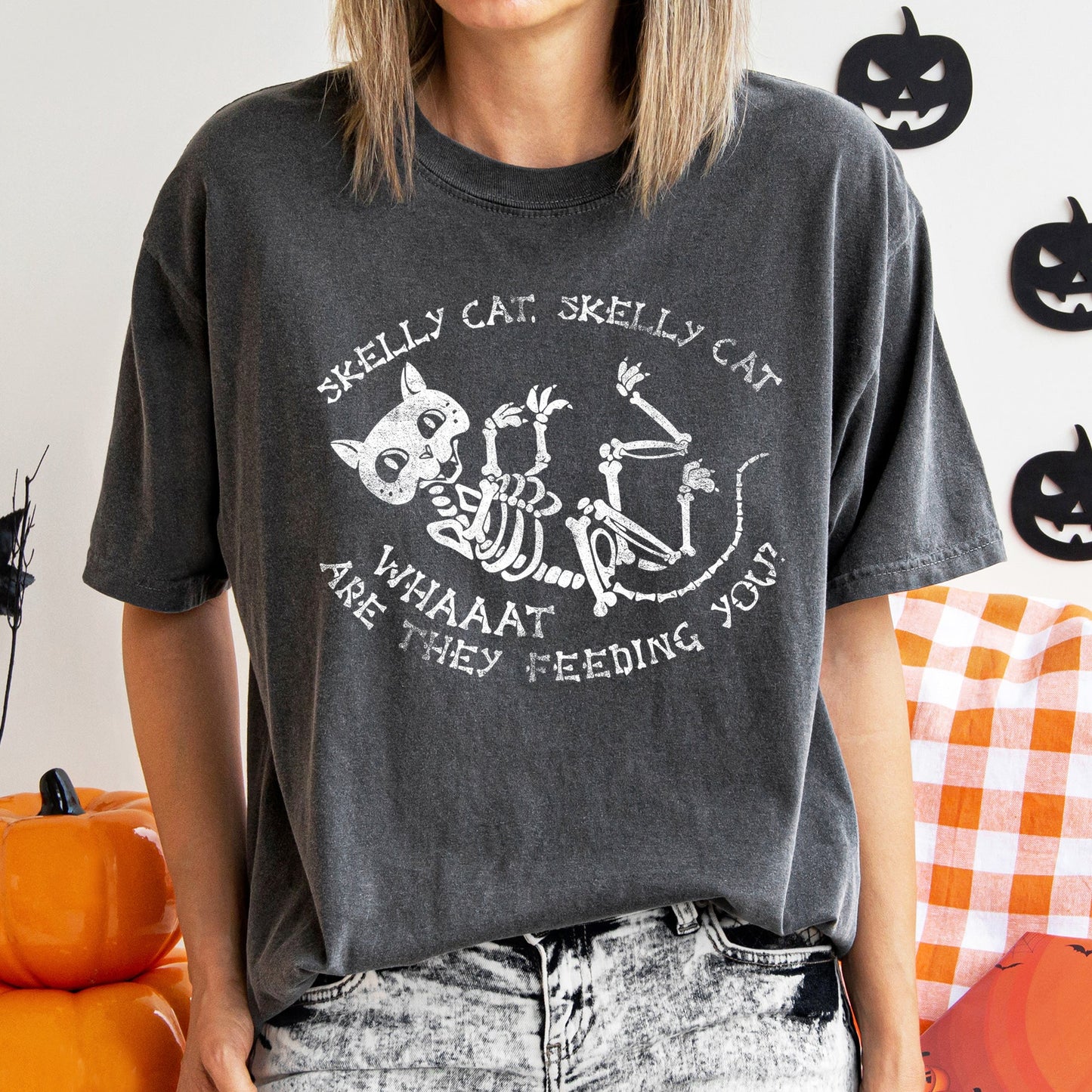 Skelly Cat Retro Halloween Comfort Colors Tshirt