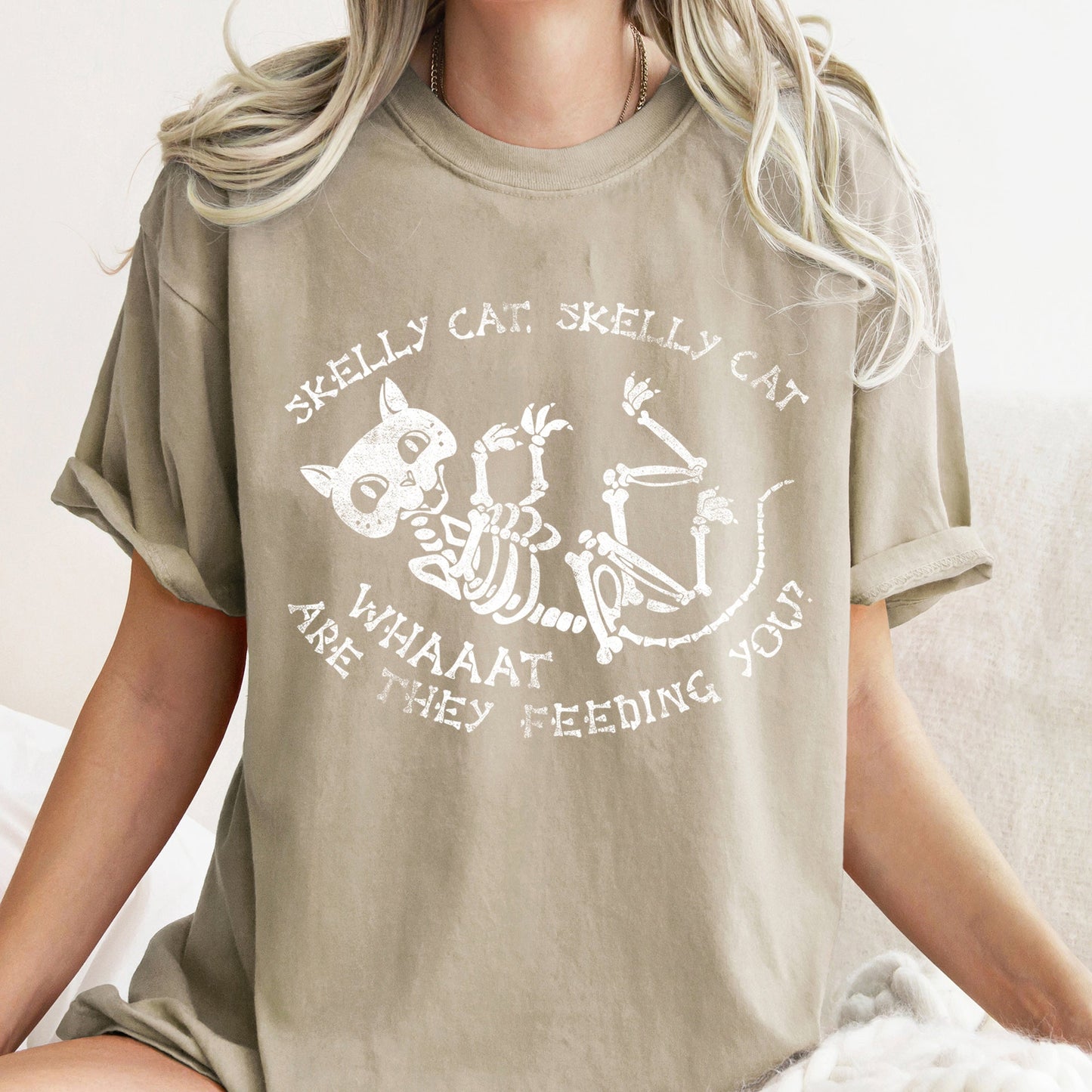 Skelly Cat Retro Halloween Comfort Colors Tshirt