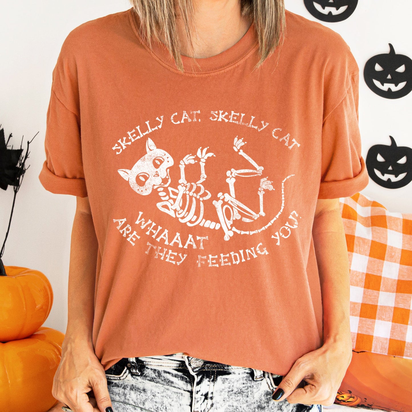 Skelly Cat Retro Halloween Comfort Colors Tshirt