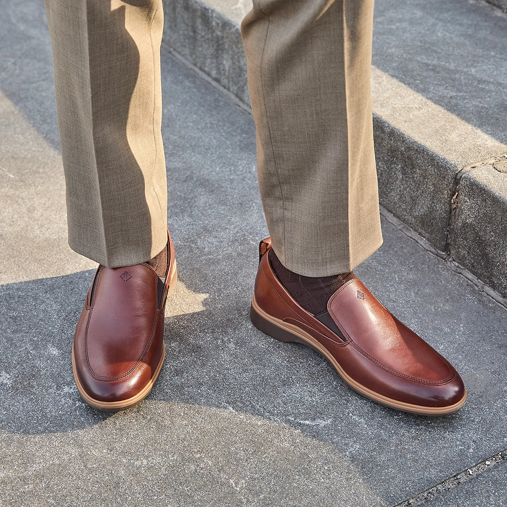 The Slip-On (Chestnut)