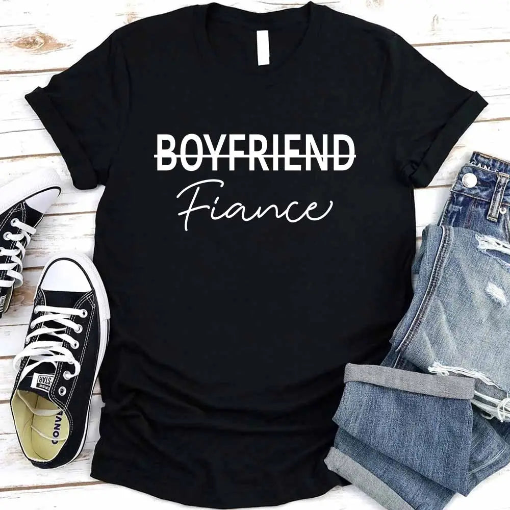 Boyfriend & Girlfriend Couples Tee Comfortable Unisex T-Shirt
