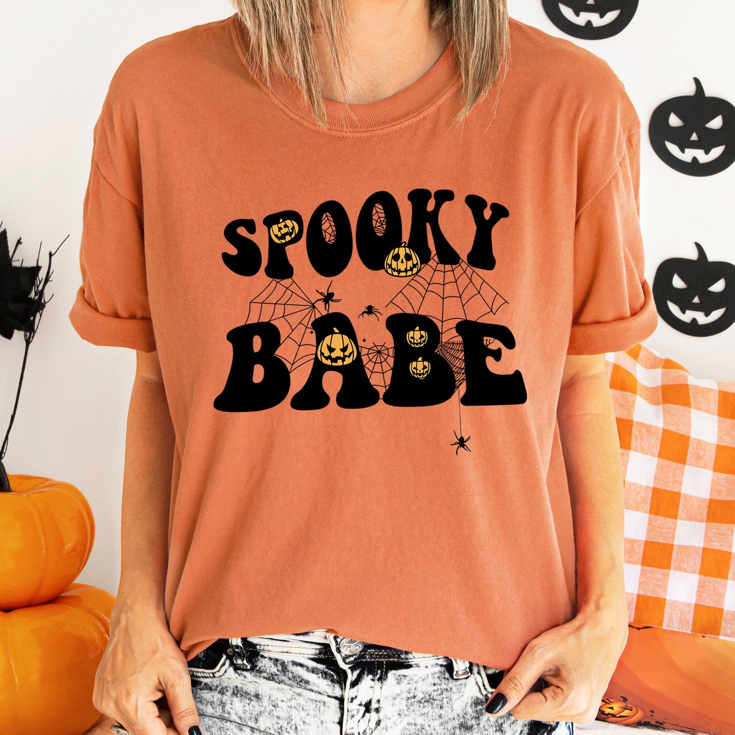Spooky Babe Retro Halloween Comfort Colors Tshirt