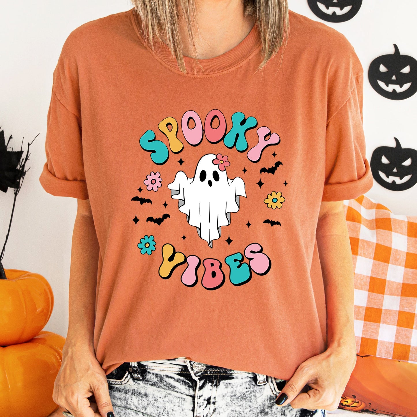 Spooky Vibes Ghost Retro Halloween Comfort Colors Tshirt