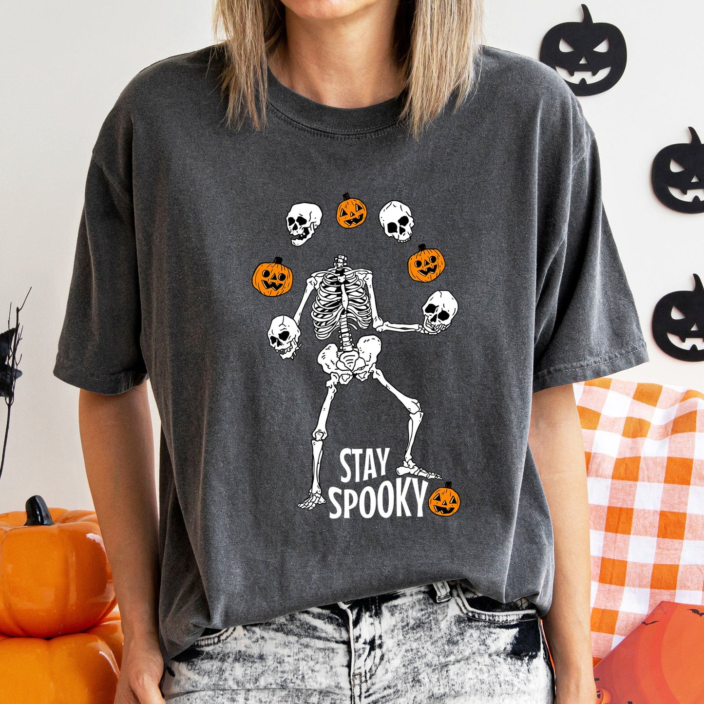 Stay Spooky Juggling Skeleton Retro Halloween Comfort Colors Tshirt