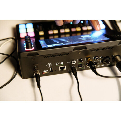 Compact 6-channel Digital Mixer Mackie DLZ Creator XS