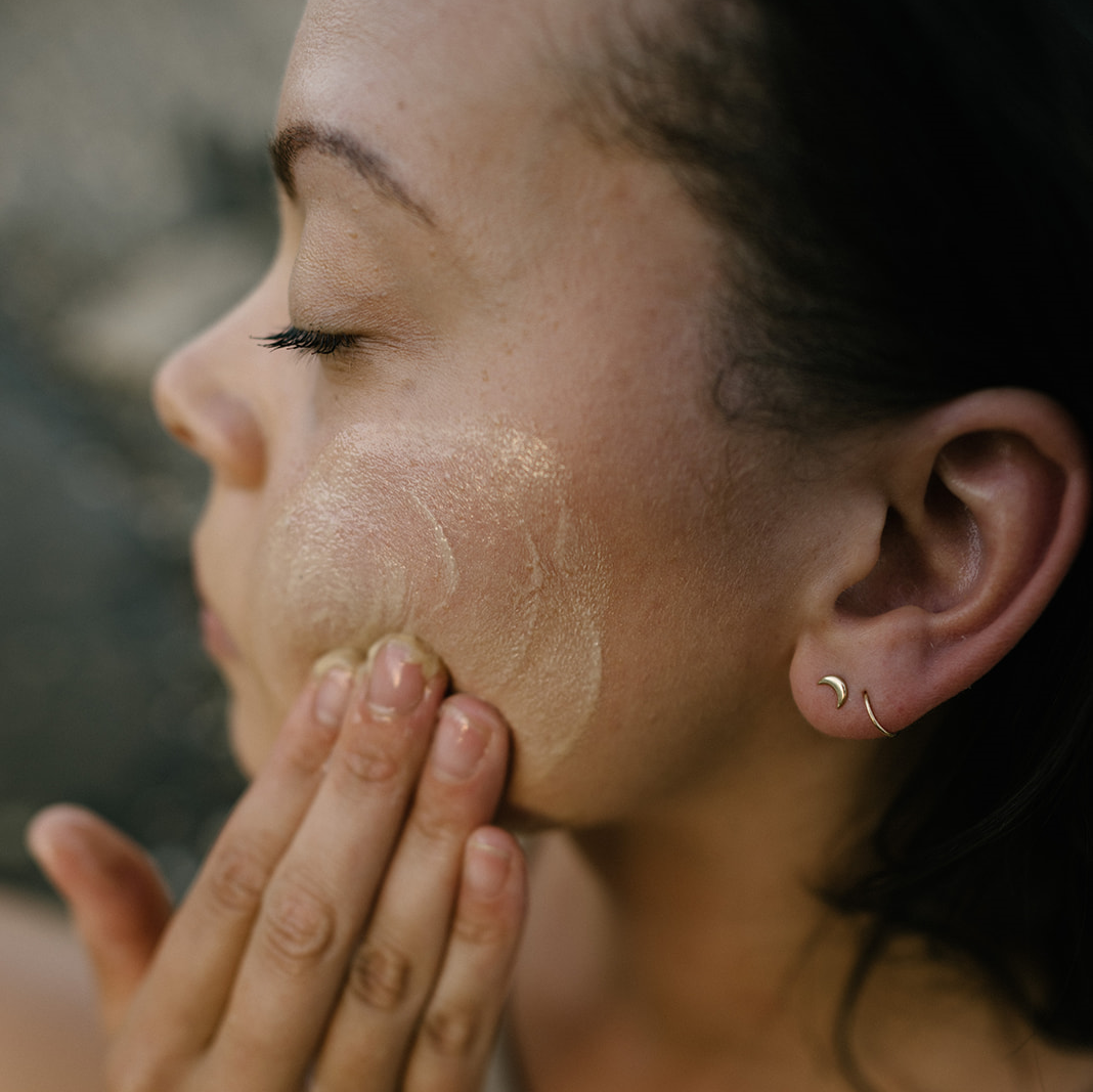 Goji Nectar Triple-Phase Cleansing Balm URB APOTHECARY