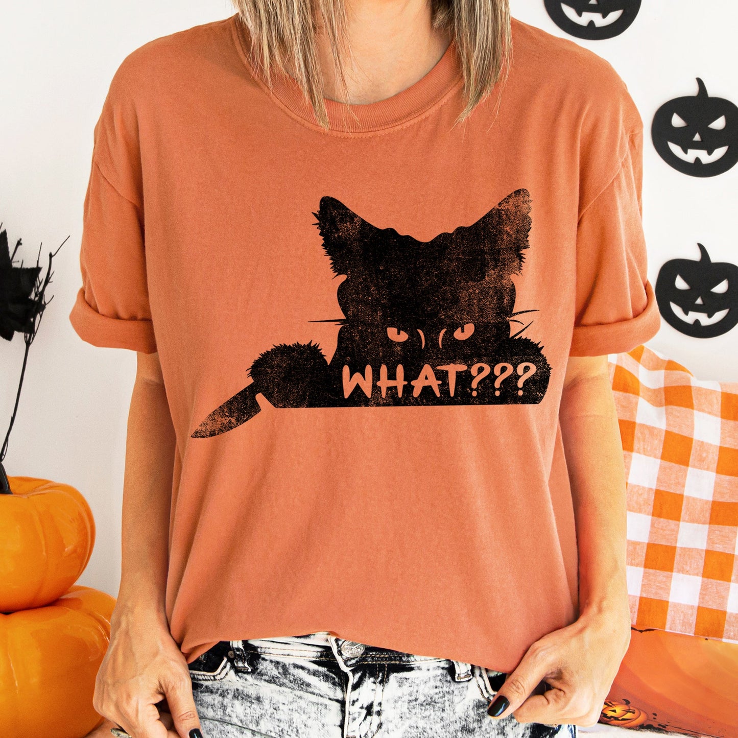 What? Cat And Knife Retro Halloween Comfort Colors T-shirt